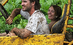 Mud Buggies : Rarotonga  : Business News Photos : Richard Moore : Photographer